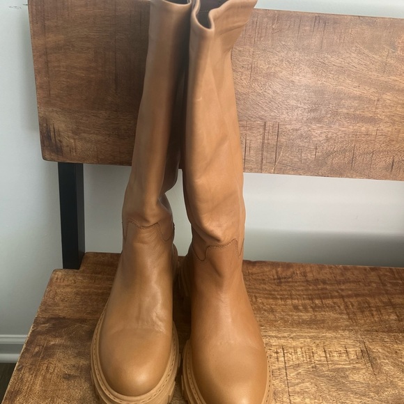 AQUA WOMENS KIKU BOOT 100% Bloomingdale Exclusive - Picture 3 of 5